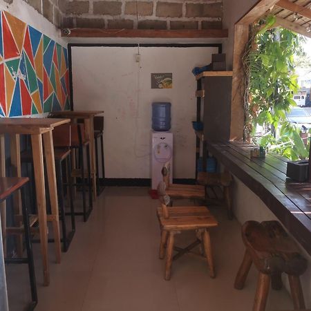 One Hostel - إل نيدو المظهر الخارجي الصورة