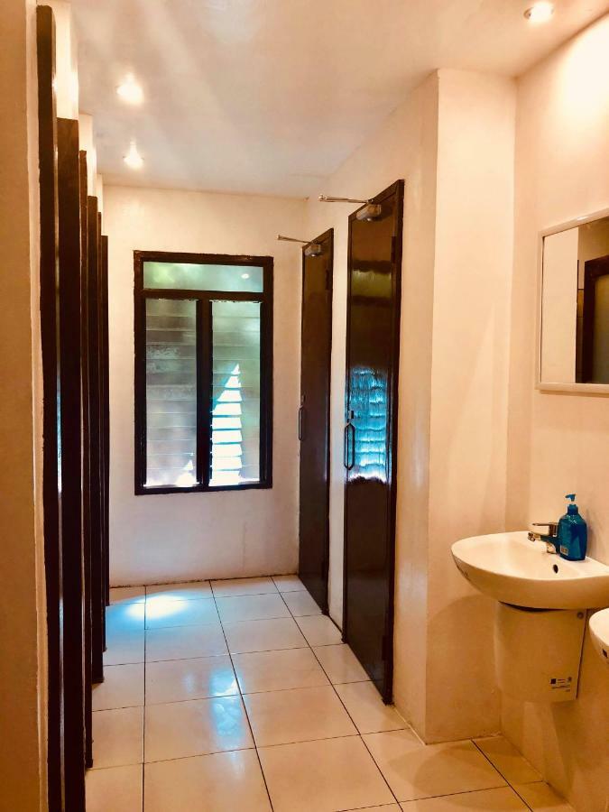One Hostel - إل نيدو المظهر الخارجي الصورة