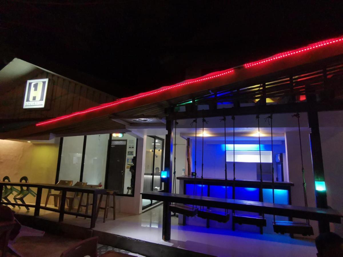 One Hostel - إل نيدو المظهر الخارجي الصورة